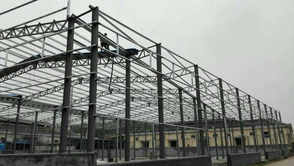 阜阳钢结构全解析：厂房搭建、彩钢瓦安装与钢结构造价的实战参考